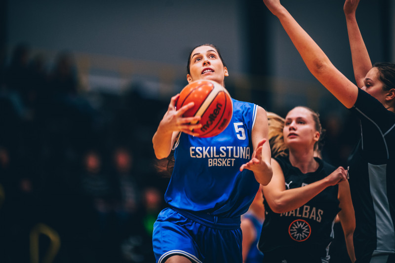 Eskilstuna-Basket-221203-154-2090